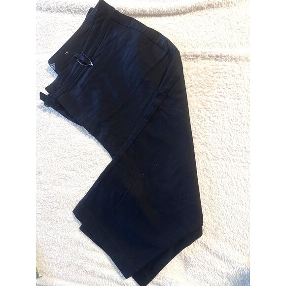 St. Johns Bay Womens Capri Pants Black Cotton Blend Button Closure Size 18 - Picture 1 of 6